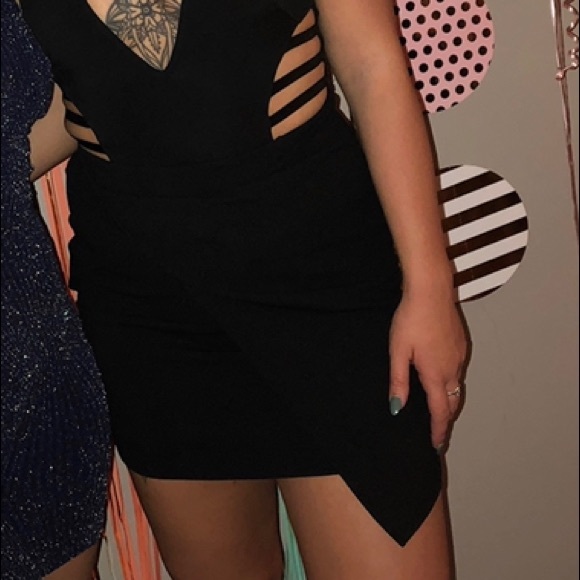 Dynamite Brand Twist Detail Mini Skirt - Picture 3 of 4